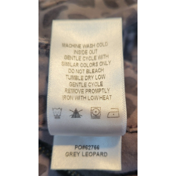 Level 99 Womens‎ Utility Jogger Pants Gray Leopard Print Size 30 - Picture 7 of 10